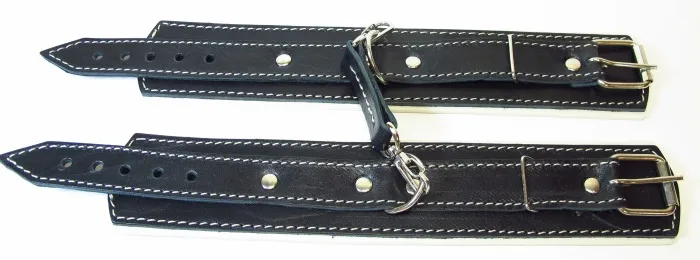 оковы на руки со светлым подкладом 51021ars в Мурманске