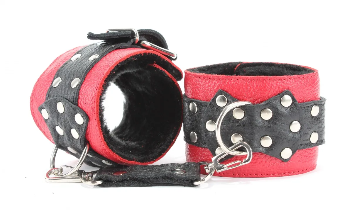 наручи c натуральным мехом на пряжке 51011ars в Мурманске