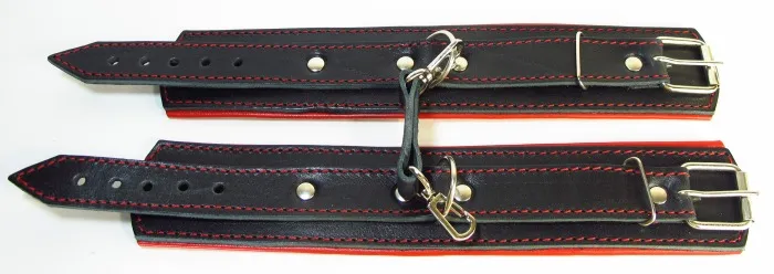 оковы на руки с красным подкладом 51020ars в Мурманске