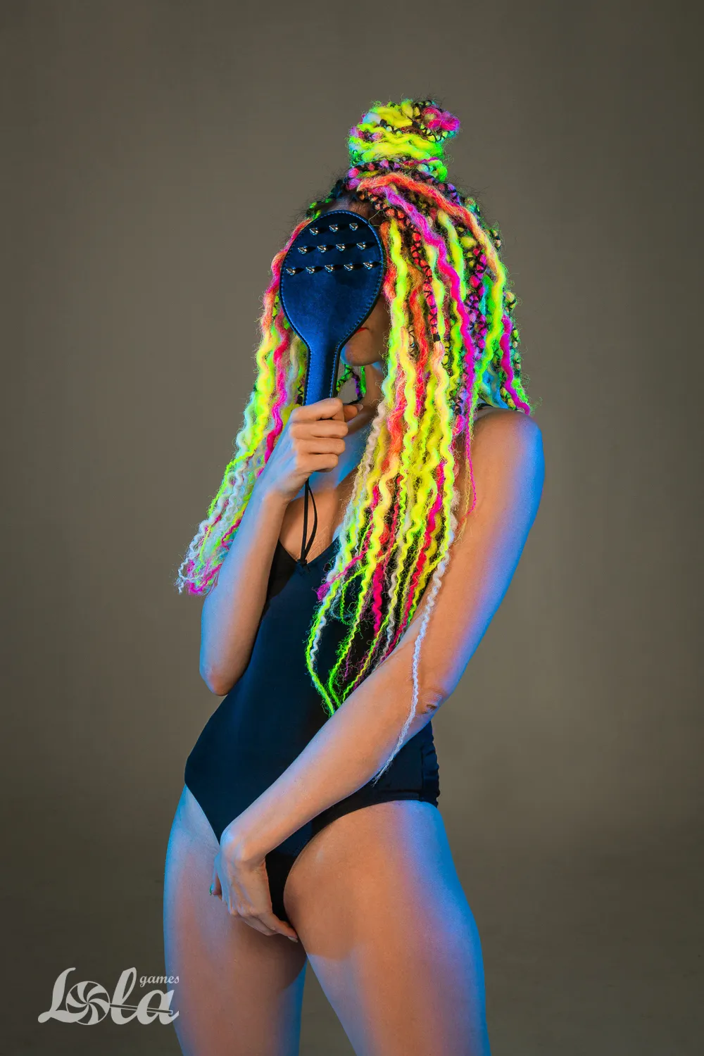 шлепалка party hard barb 1127-01lola в Мурманске