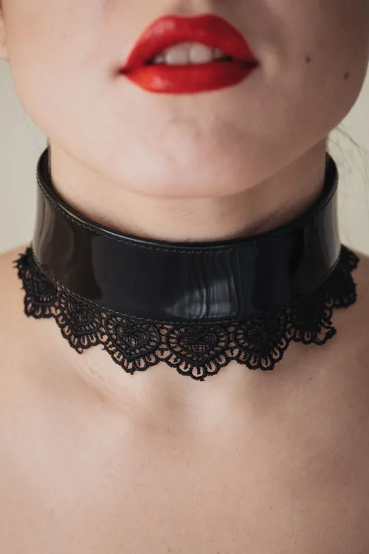 изящный ошейник с кружевом black bdsm light  810007ars в Мурманске