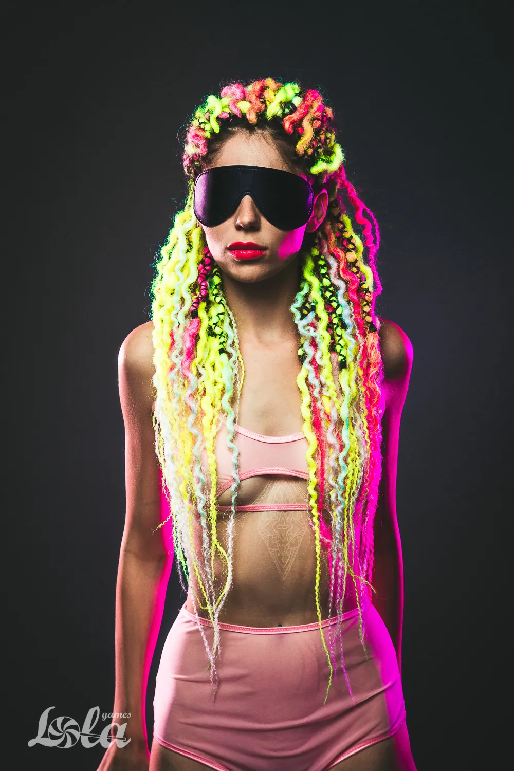 маска party hard shy black 1141-03lola в Мурманске