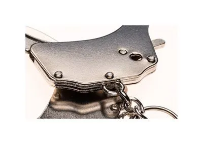 наручники декоративные adrien lastic metallic handcuffs, серебристые в Мурманске