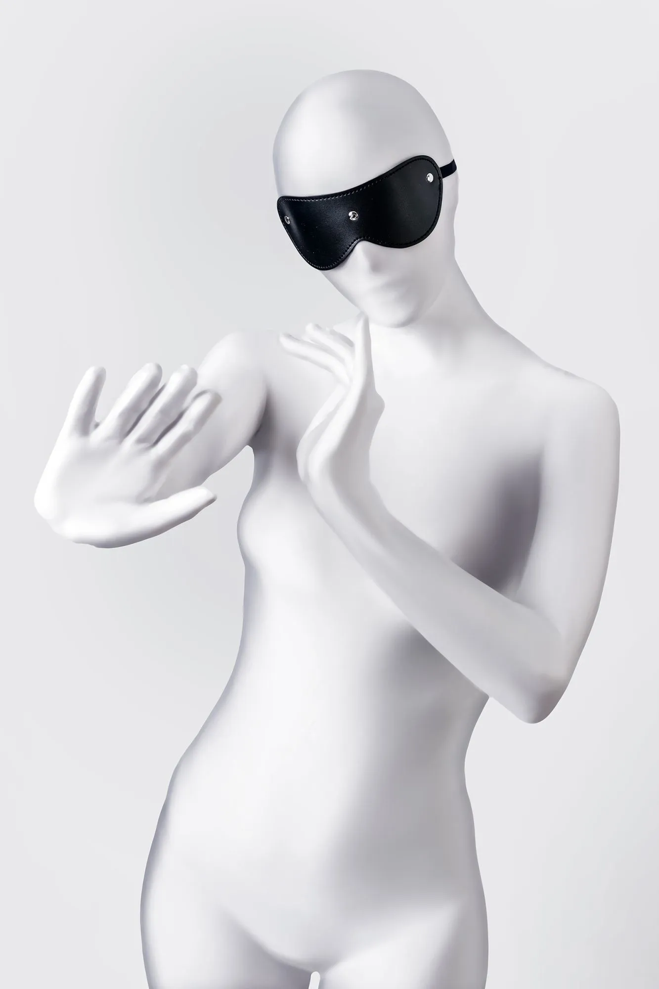 маска anonymo, pu кожа, черная, 24 см в Мурманске