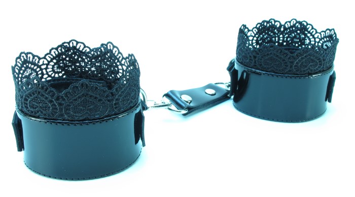 изысканные наручники с кружевом black bdsm light  810005ars в Мурманске