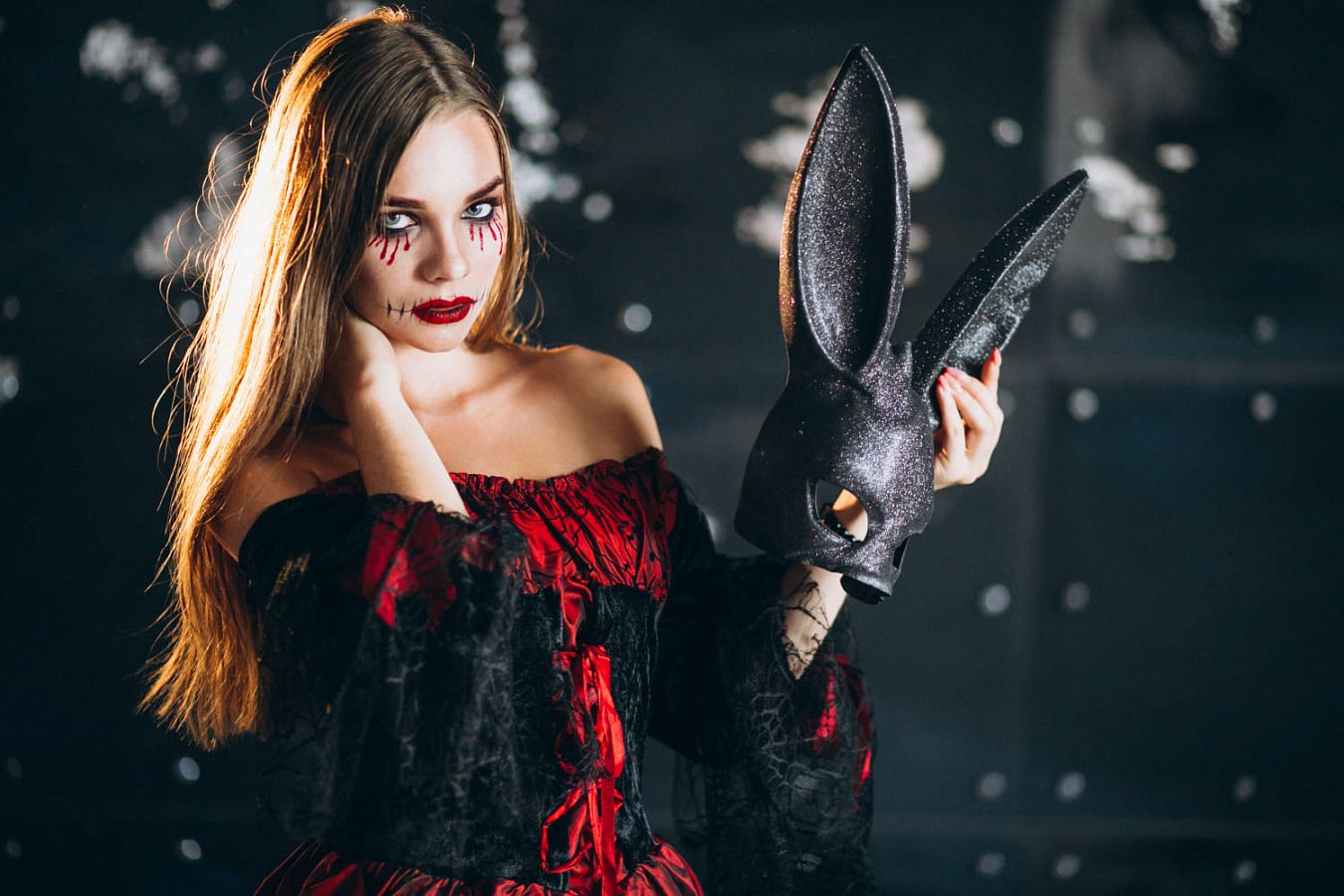 Игрушки для фетишистов: от латекса до кожи